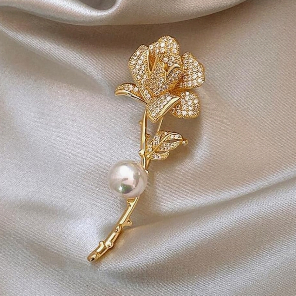 Rhinestone Pearl Rose Brooch Lapel Pin